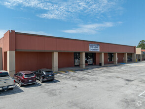 6600-6924 Antoine Dr, Houston, TX à louer Photo de l’immeuble– Image 1 sur 4