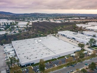 Plus de détails pour 1205-1211 Park Center Dr, Vista, CA - Industriel/Logistique à louer