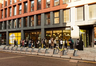 Plus de détails pour 3 Whitworth Ln, Manchester - Local commercial à louer
