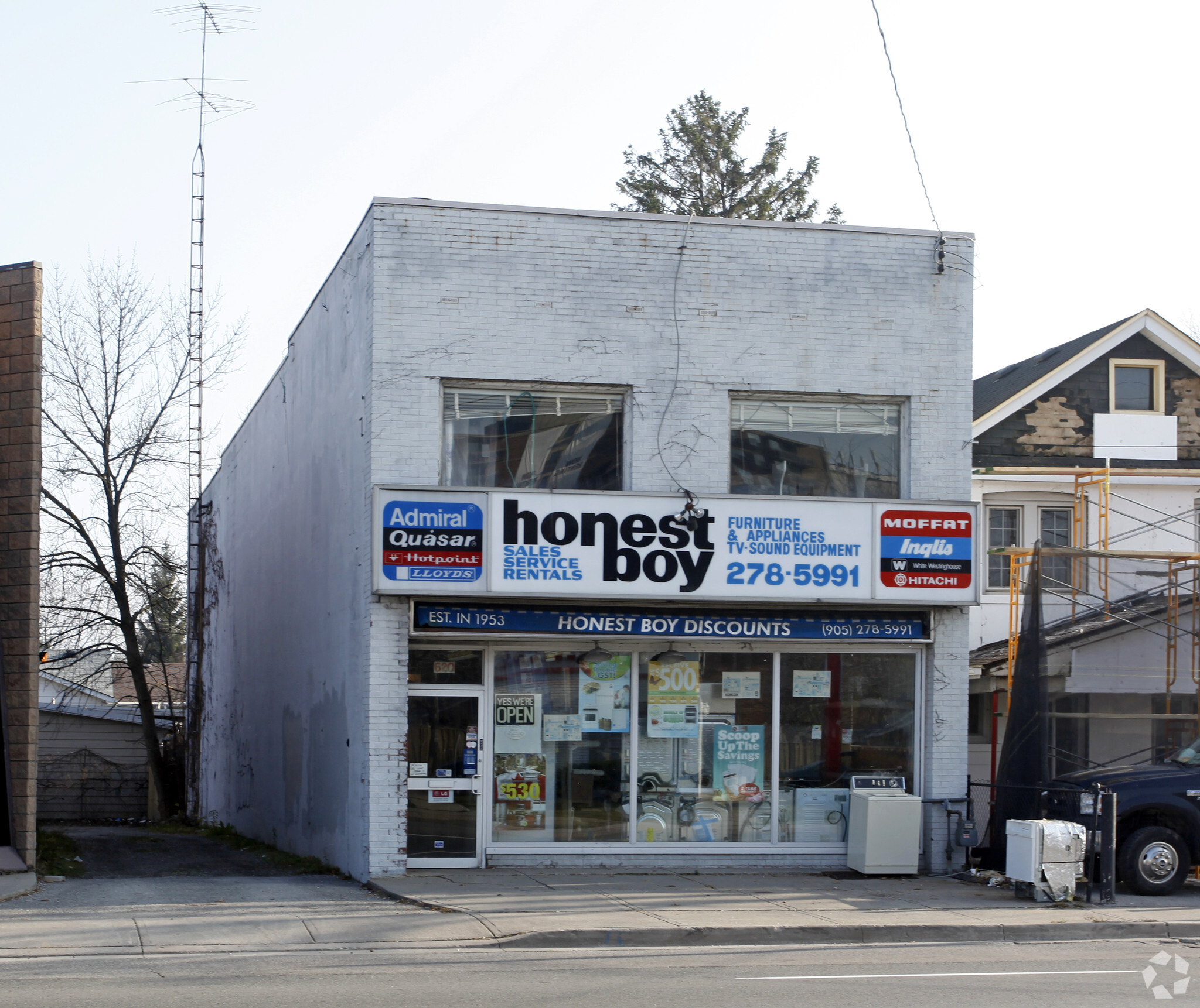 620 Lakeshore Rd E, Mississauga, ON à vendre Photo principale– Image 1 sur 3