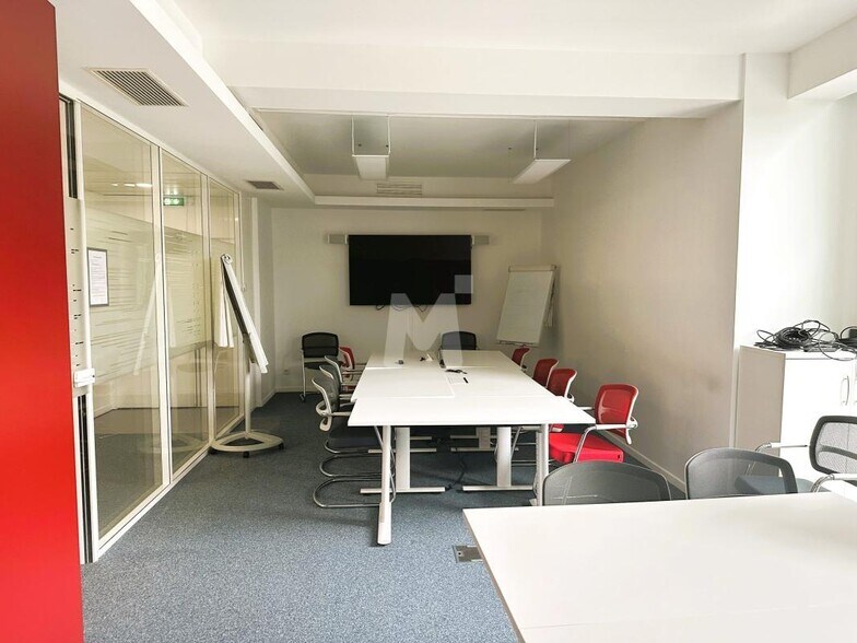 Bureau dans Lieusaint à louer - Photo intérieure – Image 3 sur 11
