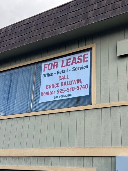 2100 San Ramon Valley Blvd, San Ramon, CA à louer - Photo de l’immeuble – Image 2 sur 26