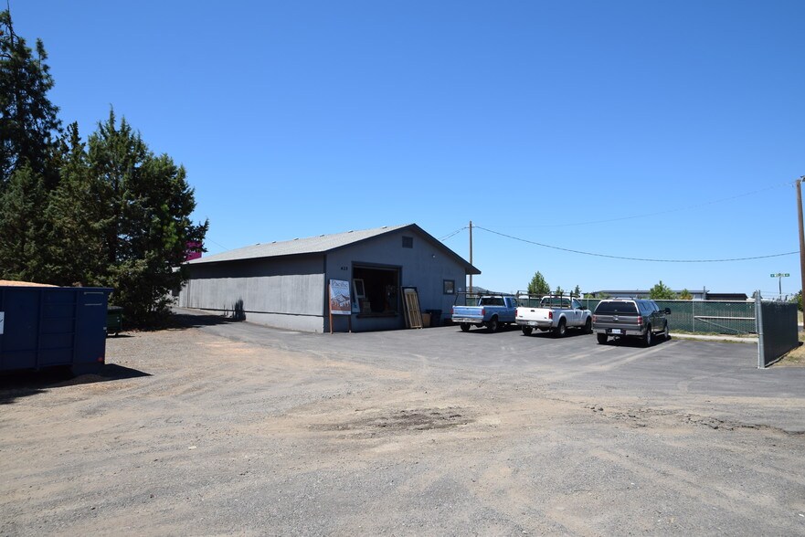 625 SE 9th St, Bend, OR à vendre - Photo de l’immeuble – Image 3 sur 8