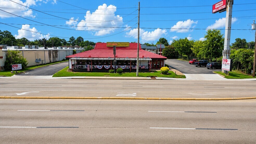 4710 Fm 1960 Rd W, Houston, TX à vendre - Photo de l’immeuble – Image 1 sur 6