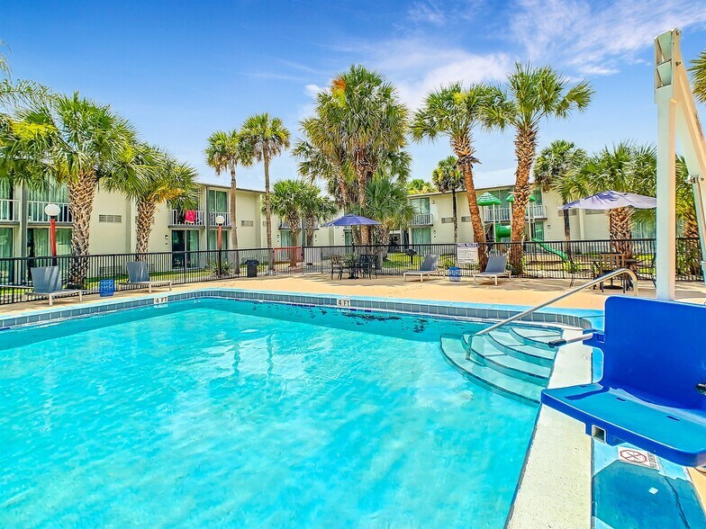 2295 E Irlo Bronson Memorial Hwy, Kissimmee, FL à vendre - Photo de l’immeuble – Image 2 sur 8