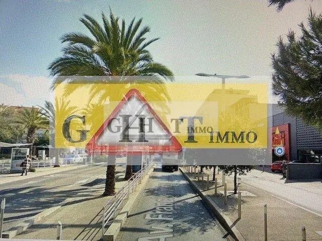 Local commercial dans Cannes à vendre - Photo de l’immeuble – Image 1 sur 1