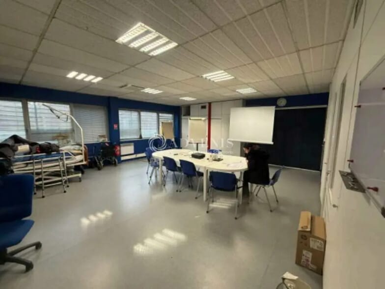 Bureau dans Lille à louer - Photo de l’immeuble – Image 3 sur 5