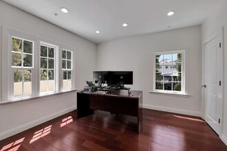 1112 N Sherbourne Dr, West Hollywood, CA à louer Photo intérieure– Image 2 sur 3