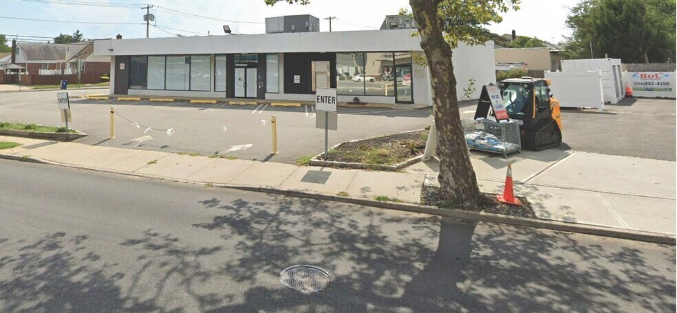 1 Franklin Ave, Lynbrook, NY à louer - Photo de l’immeuble – Image 3 sur 4