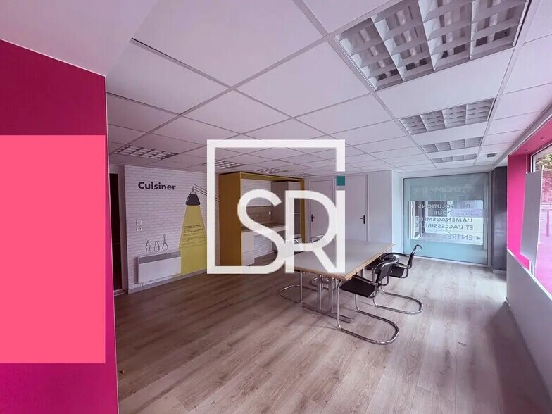 1 Rue Du Puits Artesien, Clermont-Ferrand à louer - Photo de l’immeuble – Image 3 sur 11