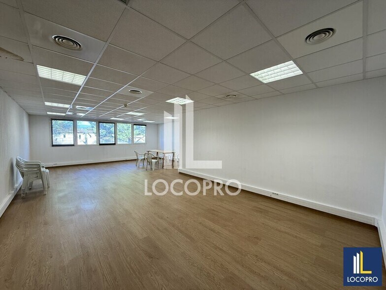 Bureau dans Mougins à louer - Photo intérieure – Image 2 sur 9