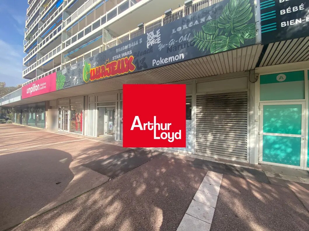 Local commercial dans Marseille à louer Photo de l’immeuble– Image 1 sur 7