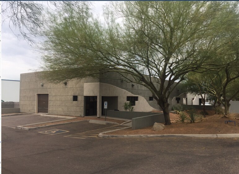 1000 N Hamilton St, Chandler, AZ à louer - Photo de l’immeuble – Image 2 sur 8