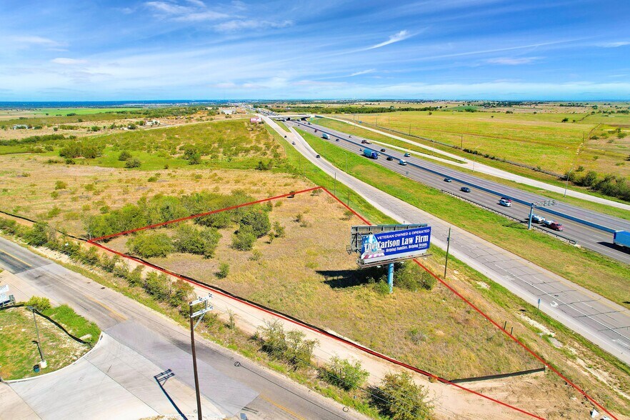 14001 IH 35 Service rd, Jarrell, TX à vendre - Aérien – Image 3 sur 4
