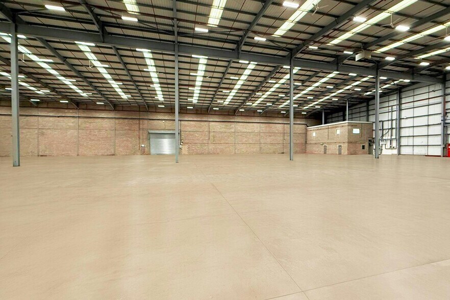 The Willows, Haydock Industrial Estate, Haydock à louer - Photo de l’immeuble – Image 3 sur 5