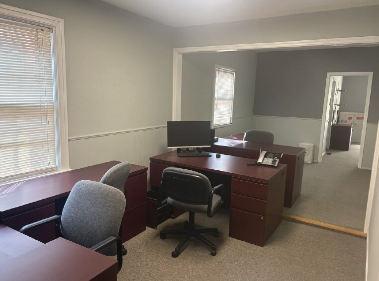 7915 Big Bend Blvd, Saint Louis, MO à vendre - Photo de l’immeuble – Image 3 sur 8