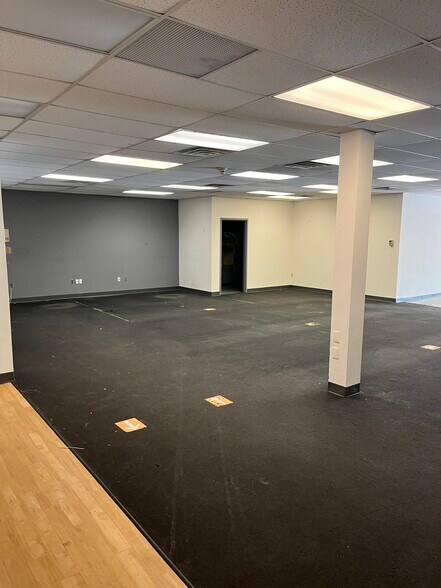 575 Virginia Dr, Fort Washington, PA à louer - Photo intérieure – Image 3 sur 4