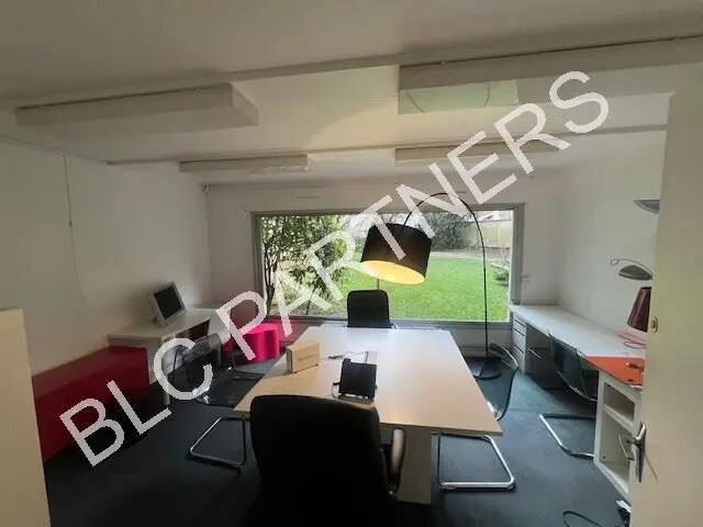 Bureau dans Neuilly-sur-Seine à louer Photo de l’immeuble– Image 1 sur 11