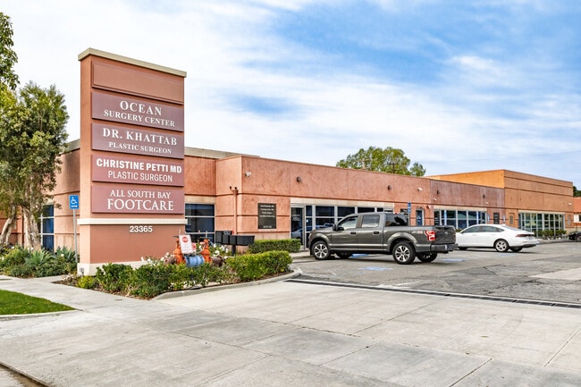 Plus de détails pour 23365 Hawthorne Blvd, Torrance, CA - Médical à louer