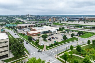 450 Laurel St, Des Moines, IA - VUE AÉRIENNE  vue de carte - Image1