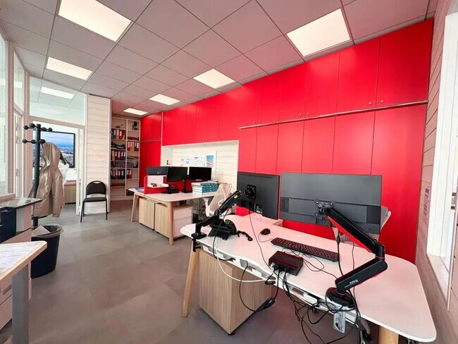 Plus de détails pour Bureau à louer