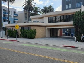 632 Arizona Ave, Santa Monica, CA à louer Photo intérieure– Image 2 sur 12