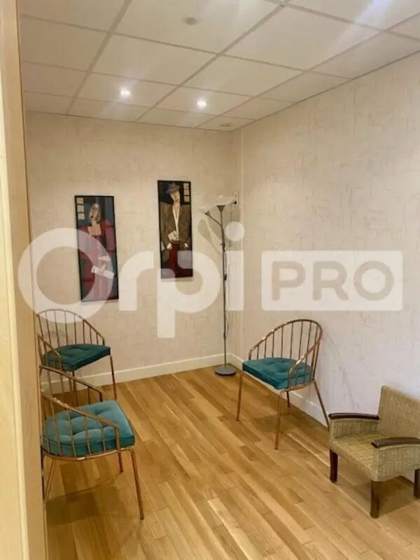 Plus de détails pour Bureau à vendre