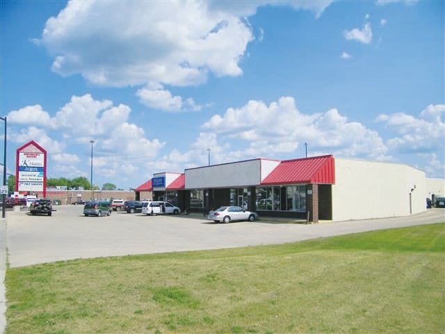 704-824 E Green Bay St, Shawano, WI à louer - Photo principale – Image 1 sur 4