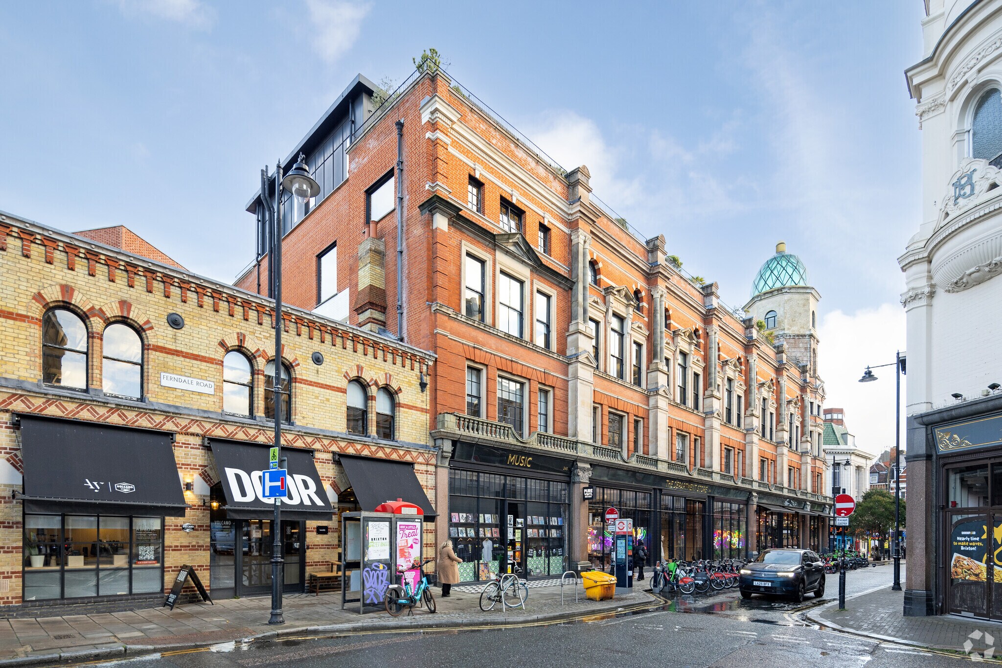 240-250 Ferndale Rd, Londres à louer Photo de l’immeuble– Image 1 sur 7