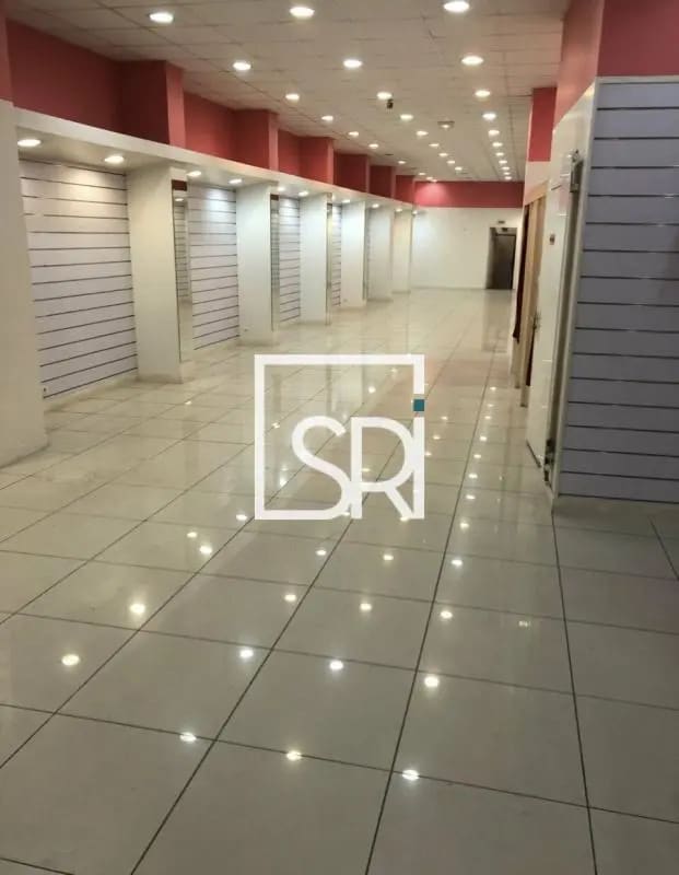 Plus de détails pour Local commercial à vendre