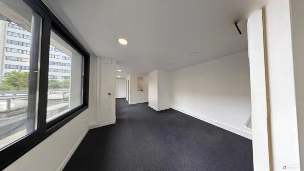 Bureau dans Boulogne-Billancourt à louer - Photo de l’immeuble – Image 3 sur 10