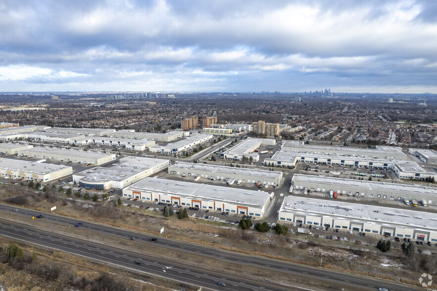 3620A Laird Rd, Mississauga, ON à louer - Aérien – Image 3 sur 3