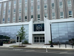 60 I St SW, Washington, DC à louer Photo de l’immeuble– Image 1 sur 4