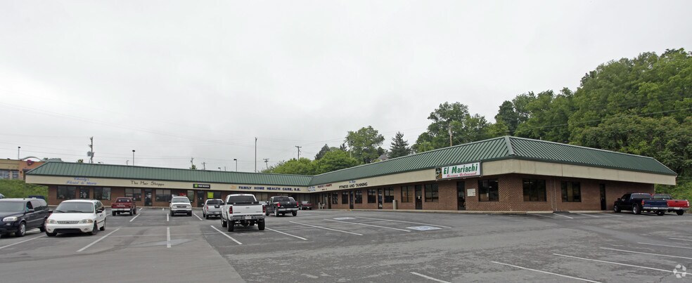 1440-1446 N Broad St, Tazewell, TN à louer - Photo principale – Image 1 sur 6