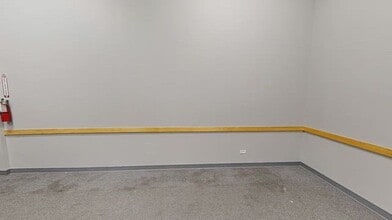 588-628 Randall Rd, South Elgin, IL à louer - Vidéo sur l’annonce professionnelle 