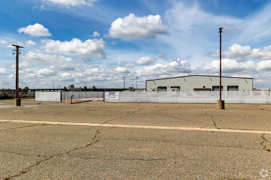 2777 N Highway 59, Merced, CA à vendre - Photo de l’immeuble – Image 2 sur 39