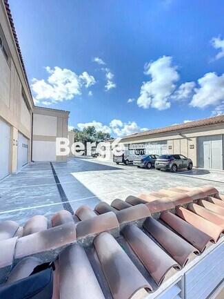 Plus de détails pour Industriel/Logistique à louer