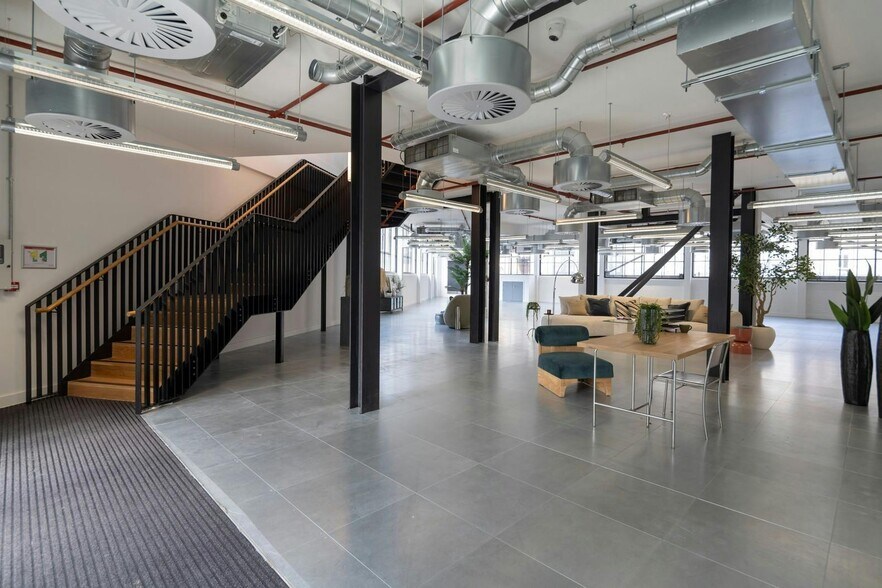 12-14 Leeke St, Londres à louer - Photo de l’immeuble – Image 2 sur 24