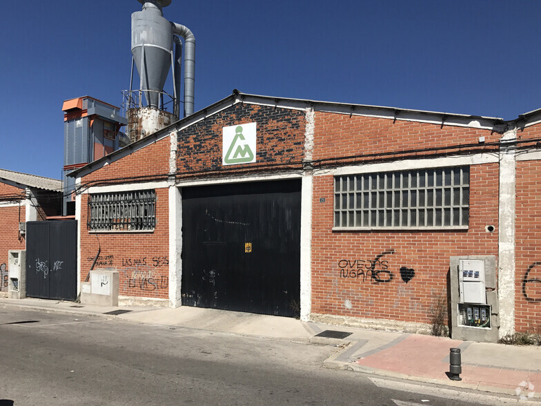 Industriel/Logistique dans Fuenlabrada, Madrid à vendre - Photo principale – Image 1 sur 2