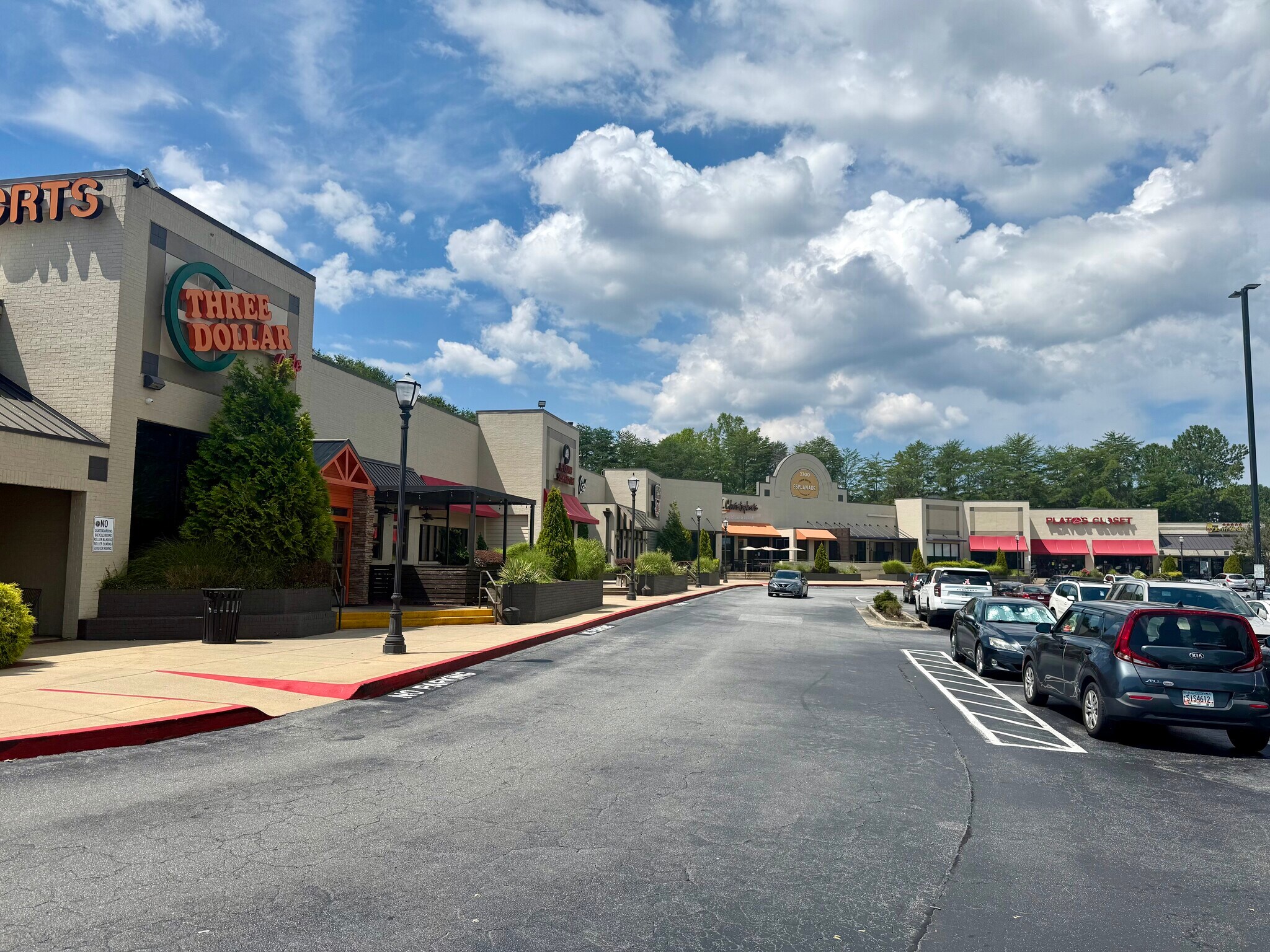 2700 Town Center Dr, Marietta, GA à louer Photo de l’immeuble– Image 1 sur 26