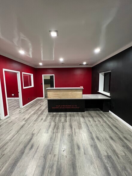 5592 W San Madele Ave, Fresno, CA à louer - Photo de l’immeuble – Image 2 sur 24