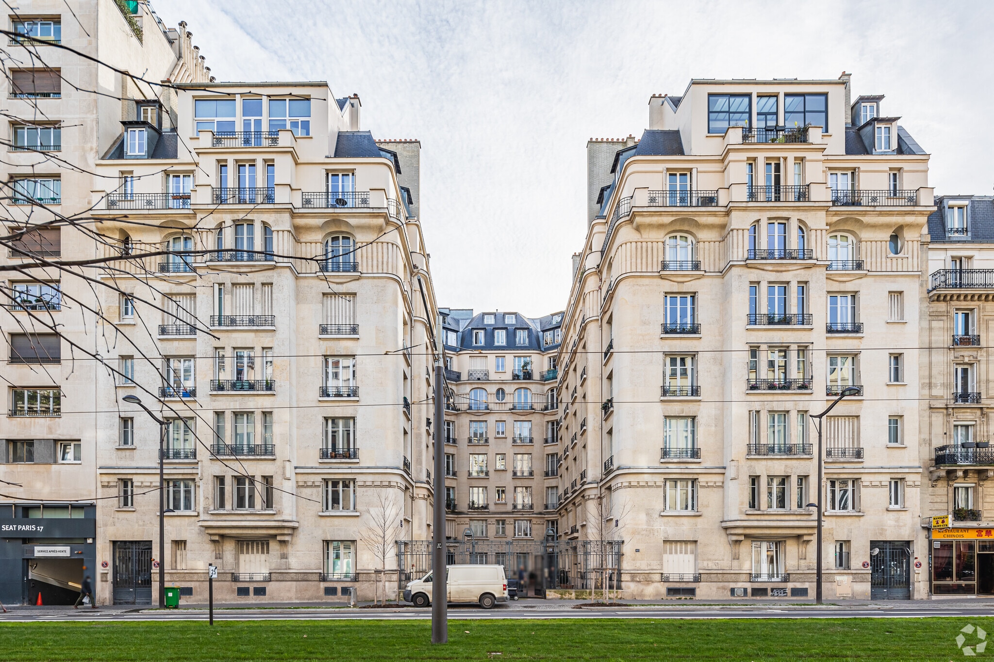 45 Boulevard Gouvion-Saint-Cyr, Paris à louer Photo principale– Image 1 sur 3