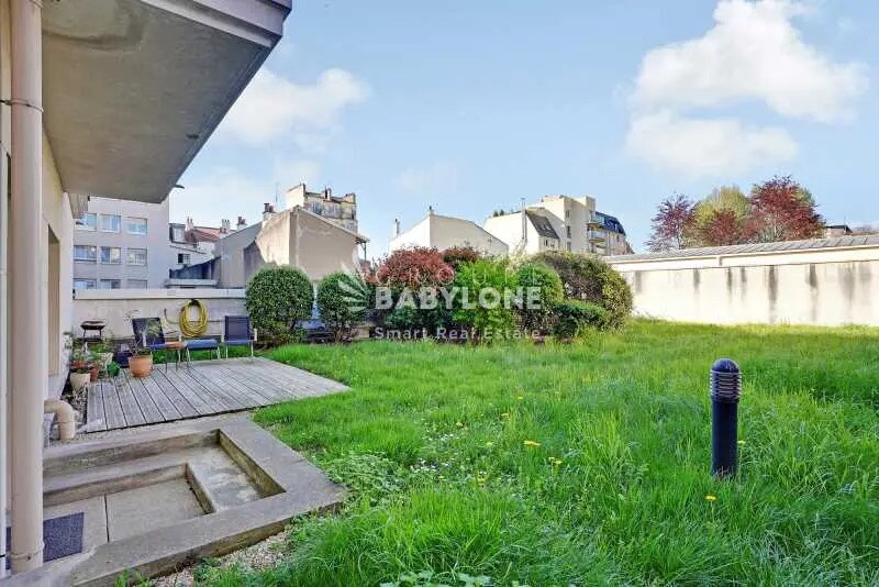 Bureaux/Local commercial dans Montrouge à louer Photo de l’immeuble– Image 1 sur 4