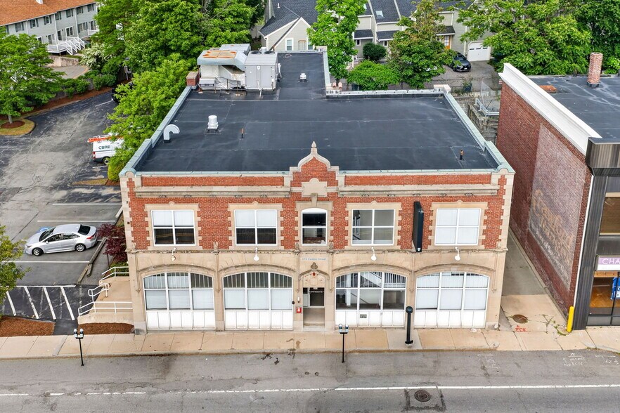 264-276 Centre St, Newton, MA à vendre - Photo de l’immeuble – Image 3 sur 11