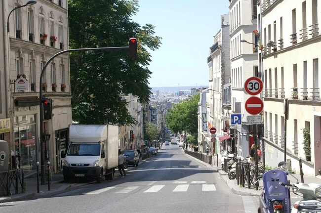 Plus de détails pour Local commercial à louer