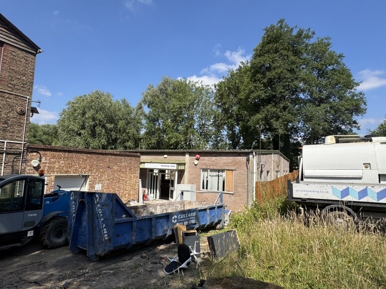 Tannery Ln, Guildford à louer - Photo de l’immeuble – Image 2 sur 2