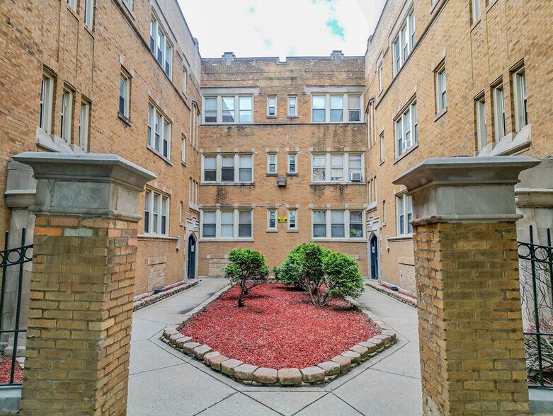 6600 S Ingleside Ave, Chicago, IL à vendre - Photo de l’immeuble – Image 3 sur 6