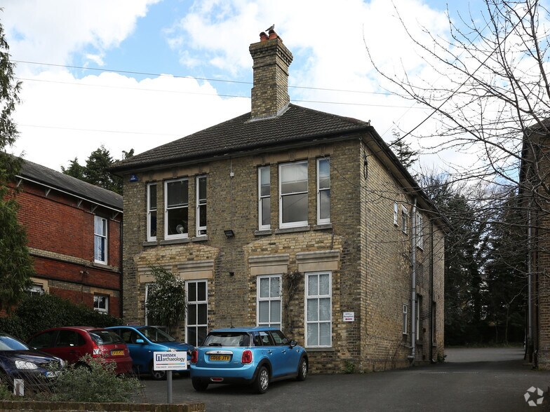 69 College Rd, Maidstone à louer - Photo principale – Image 1 sur 3