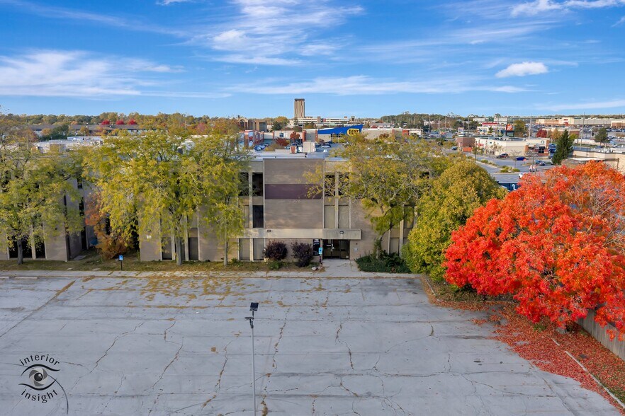 17926 S Halsted St, Homewood, IL à vendre - Photo de l’immeuble – Image 2 sur 7