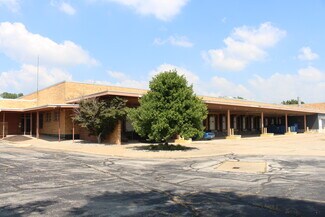 Plus de détails pour 8333 Hickman Mills Dr, Kansas City, MO - Industriel/Logistique à vendre